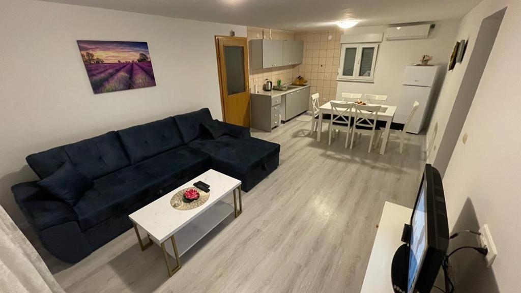 Apartmani Danica 오레비츠 외부 사진